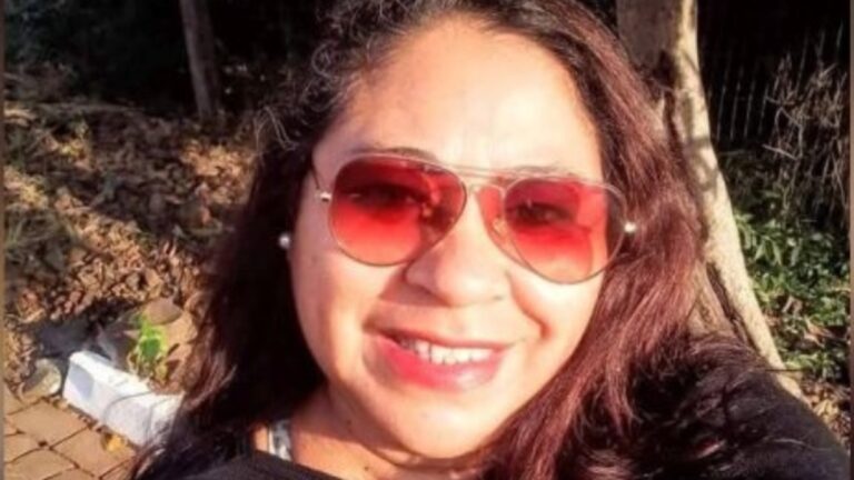 Na foto, a madrasta que foi morta pelo enteado que preso