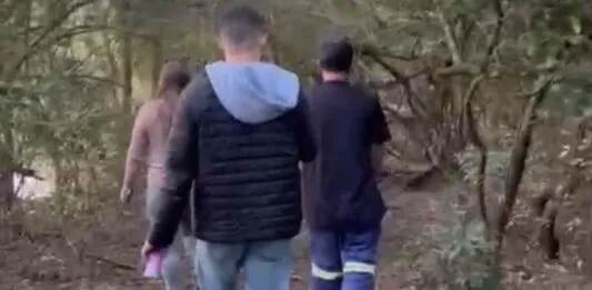 na foto, local em que mãe e bebê foram encontrados em Esteio