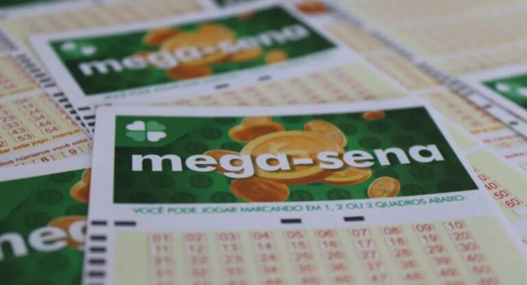 Na foto, bilhete do concurso 2888 da Mega-Sena