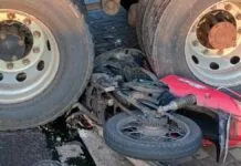 na foto, motociclista fica gravemente ferido durante acidente em Cachoeirinha