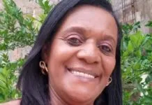 Na foto, a mulher que tentou matar o marido e o enteado