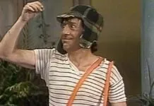 Foto mostra Chaves durante o episódio "O caçador de lagartixas", de 1976. Seriado poderá voltar para o catálogo da Netflix