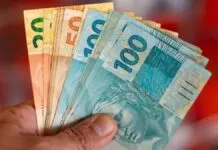 Foto mostra dinheiro de resgate do Nota Fiscal Gaúcha em Canoas