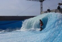na foto, piscina de onda artificial em Canoas