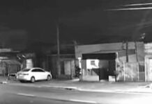 na foto, camera registra momento de explosao de pneu de caminhão em Canoas