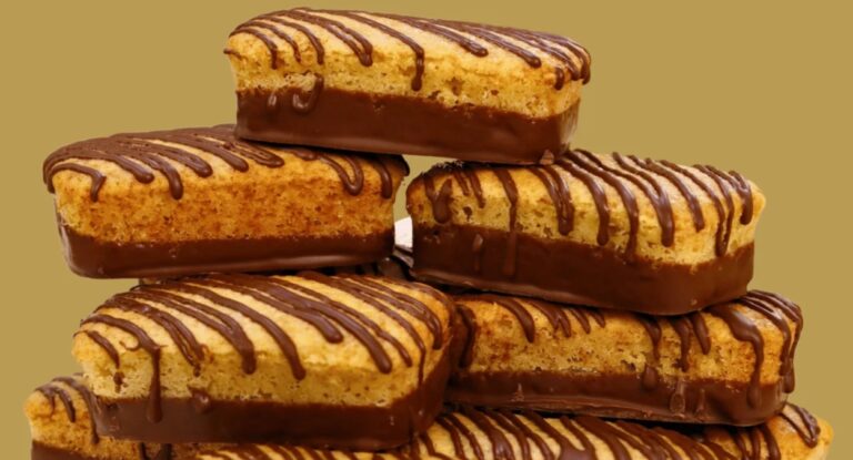 bolinhos da marca Ana Maria