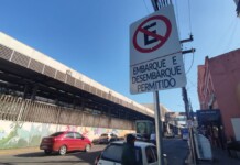 na foto, trânsito em Canoas
