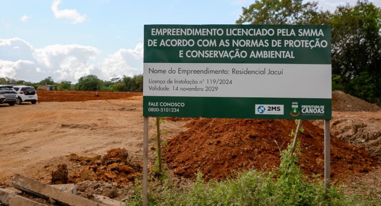 na foto, cadastro habitacional Canoas