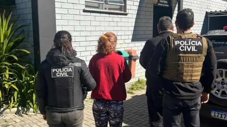 Na foto, o casal que foi preso em Gravataí