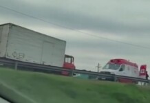 imagem do acidente na br-116 em são leopoldo