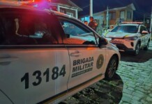 Viatura da BM na ocorrência do adolescente morto