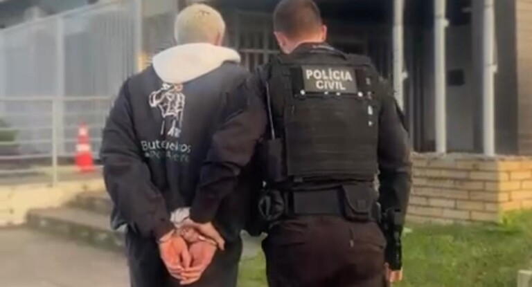 na foto, operação agiotas Canoas