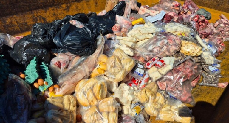 Operação encontra uma tonelada de alimentos podres, vencidos e sujos em supermercados no RS