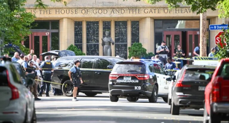 foto do ataque em uma escola nos estados unidos