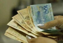 Dinheiro do pagamento do Caixa Tem