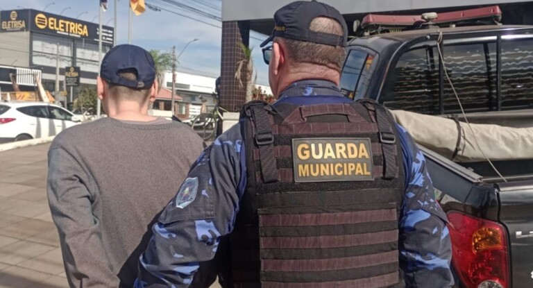 na foto, camera canoas