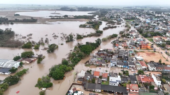 Na foto, as chuvas que atingiram o Rio Grande do Sul