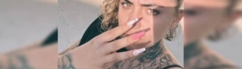 Na foto, a diaba loira que foi morta
