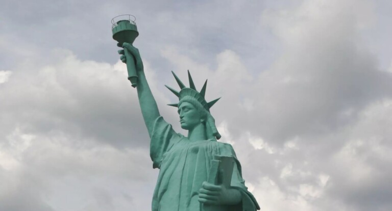 Estátua da liberdade da loja Havan