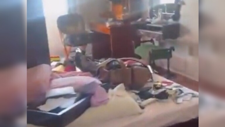 Na foto, a casa da famíia de Flávio Bolsonaro que foi assaltada