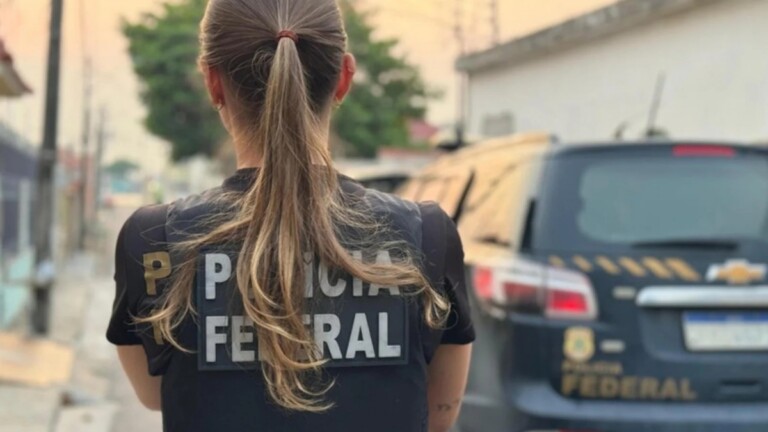 Na foto, Polícia Rodoviária Federal em operação