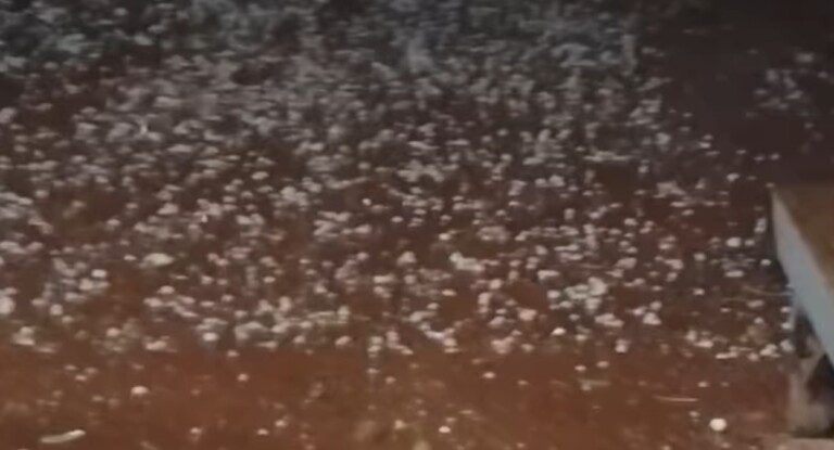 foto de granizo em cidade do rio grande do sul