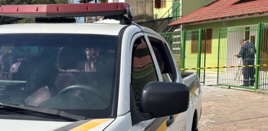 Foto da ocorrência onde um homem acabou morrendo em Canoas, no bairro Mathias Velho