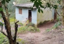 A casa onde a idosa foi encontrada morta