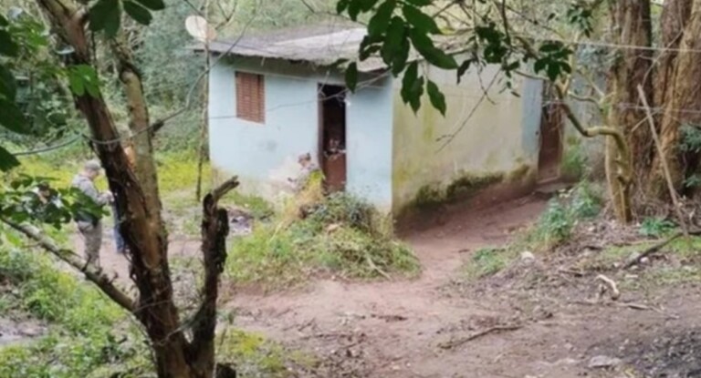 A casa onde a idosa foi encontrada morta