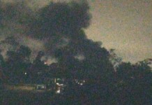Na foto, a fábrica que teve o incêndio