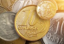 foto mostra moeda rara de 10 centavos