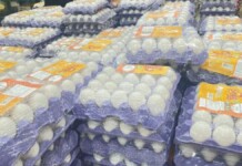 na foto, ovos em promoção em atacado de Canoas