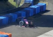 foto mostra teste que acabou em acidente na fórmula 1