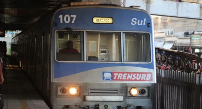 foto mostra operação da trensurb