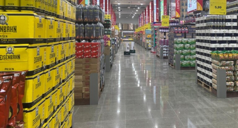 foto interna do macromix; consulte vagas