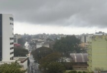 Foto do alerta do ciclone para o RS