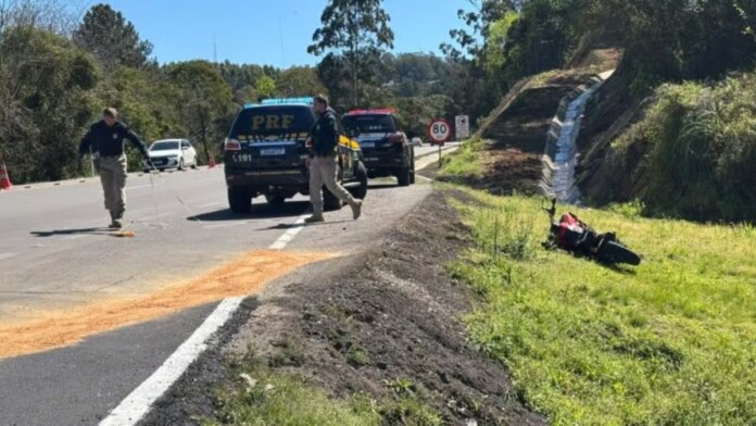 PRF na ocorrência da mulher morta na BR-470 em Carlos Barbosa
