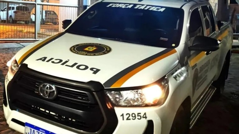 imagem ilustra ocorrência onde adolescente matou o próprio pai em santana do livramento