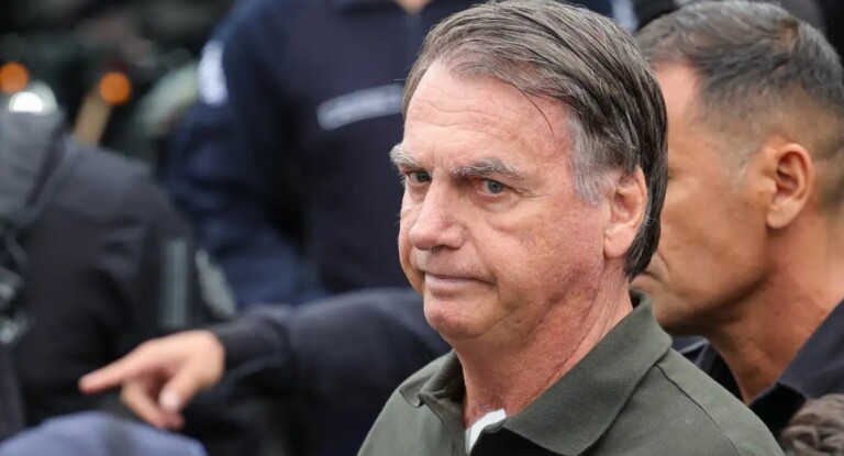 na foto, bolsonaro