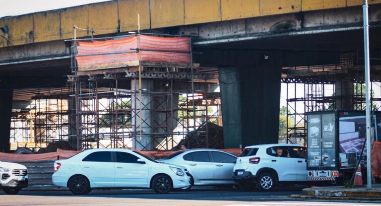 BR-116 em Canoas tem bloqueio de pista neste sábado (27) para obras