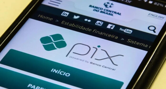 Brasileiros agora podem receber automaticamente dinheiro esquecido no Banco Central