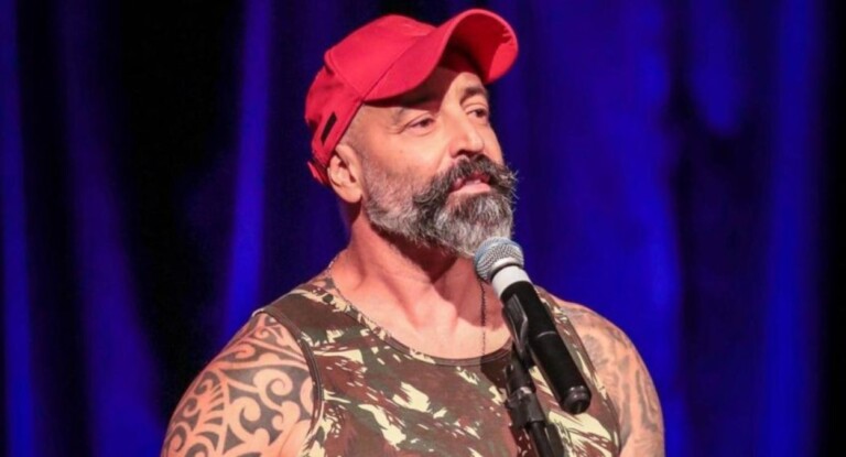 foto do humorista cris pereira