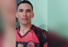 Na foto, o goleiro que morreu após defender penalti