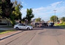 foto da ocorrência onde um homem foi morto a tiros em Novo Hamburgo