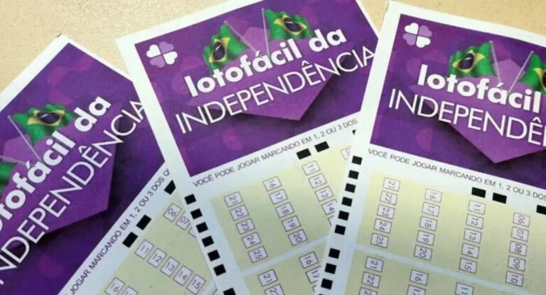 na foto, bilhetes da lotofácil da independência