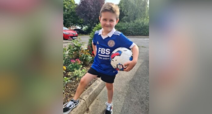 Taylan Kurtul, de 6 anos morreu após a descoberta de um tumor