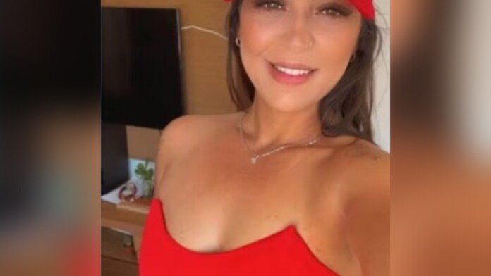 Na foto, a mulher que foi morta a tiros trailer incendiado