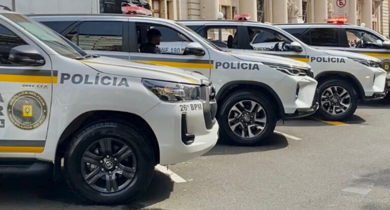 Canoas recebe novas viaturas e embarcação para reforçar a segurança pública