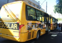 foto dos novos ônibus escolares de canoas