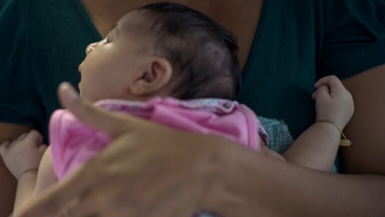 Na foto crianças que vão receber pensão se tiverem Zika Vírus